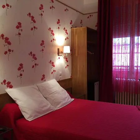 Hotel Les Chansonniers Parigi